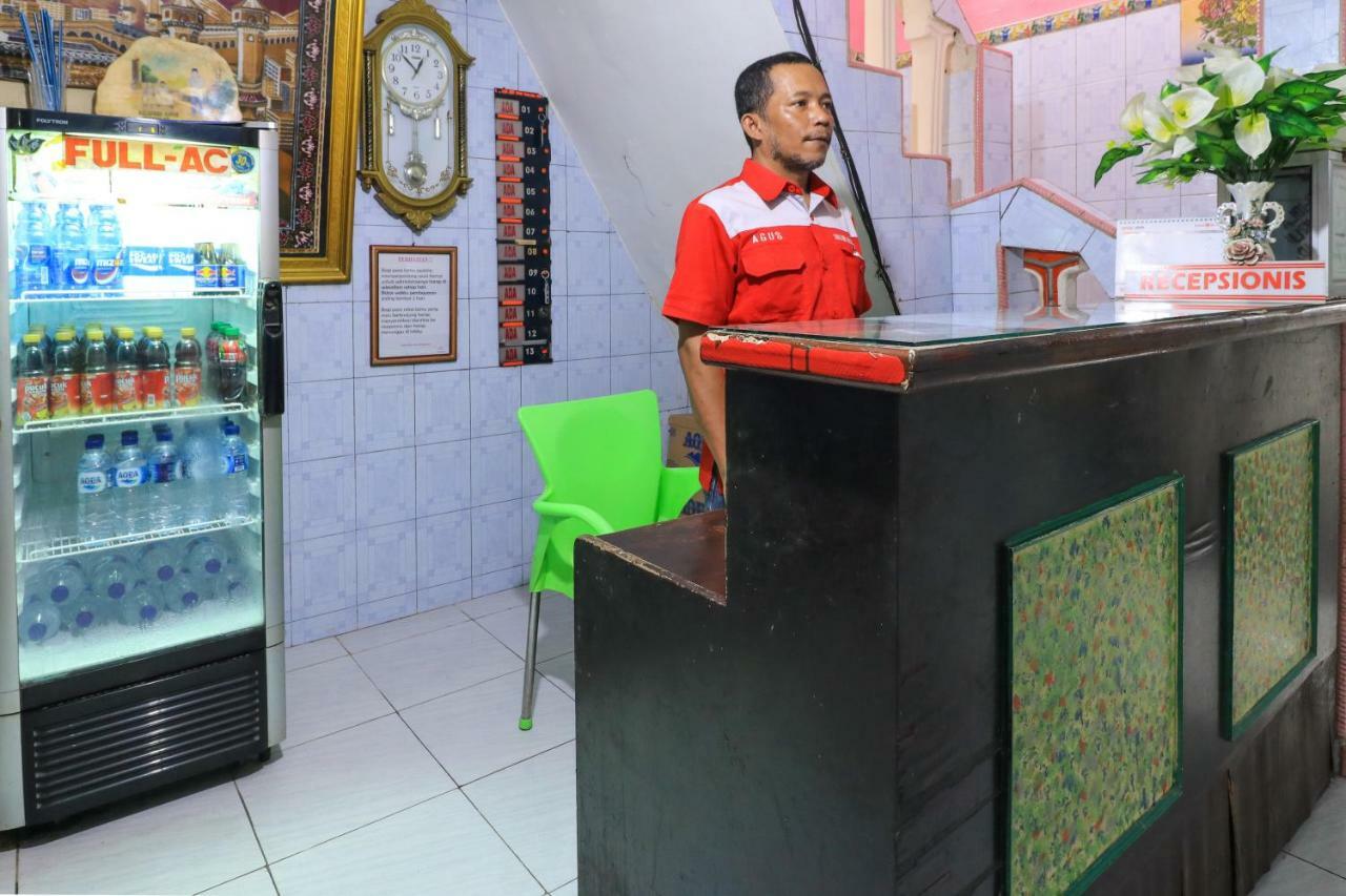 Dharmawati Homestay Syariah At Terminal Purabaya Waru Exteriér fotografie