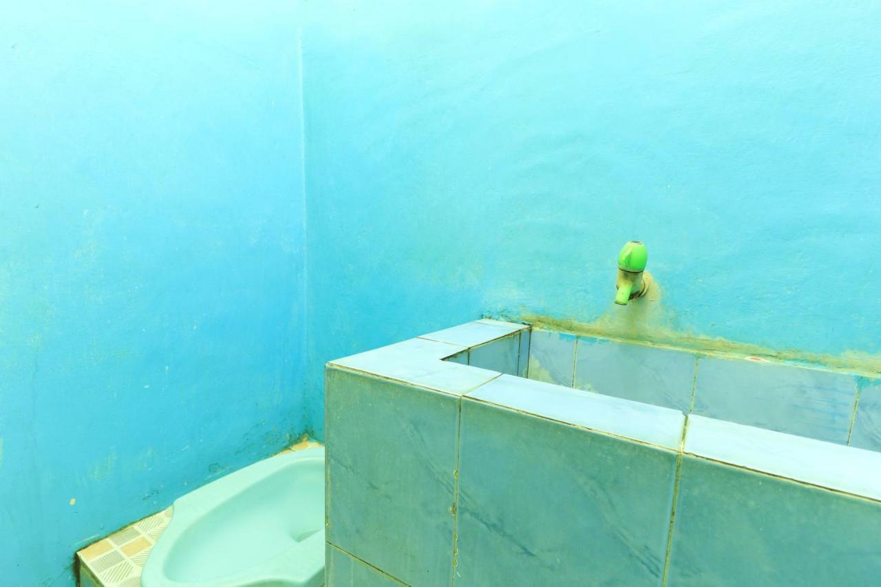 Dharmawati Homestay Syariah At Terminal Purabaya Waru Exteriér fotografie